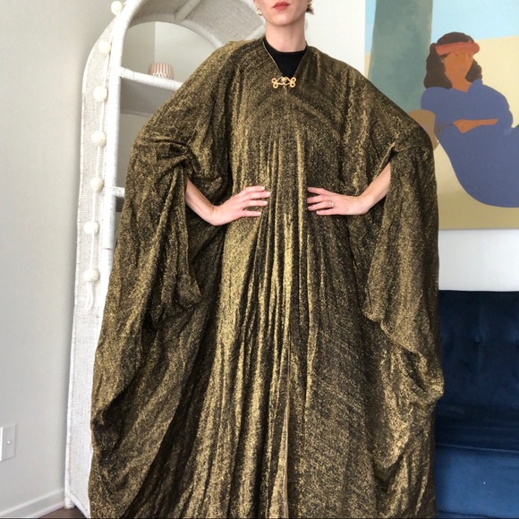 Vintage Jackets & Blazers - Vintage 60’s Cape ✨ Stunning Gold and Black